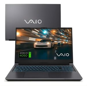 Notebook VAIO FH15 com Intel Core i7 13ª geração, RTX 4050, 32GB RAM e tela 144Hz exibindo jogo em alta performance