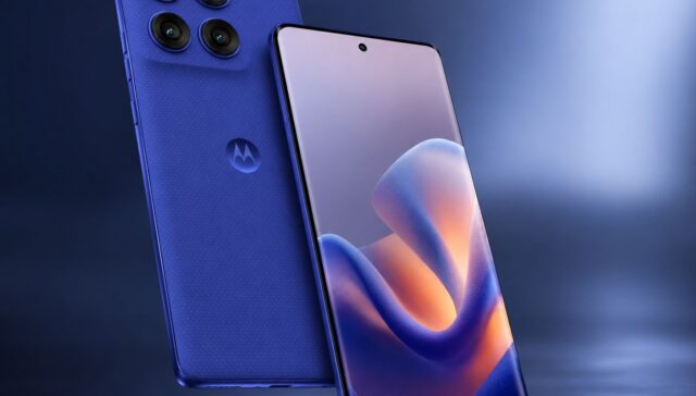 Motorola Edge 60 Pro 5G Azul — Design Premium com Tela pOLED Curva
